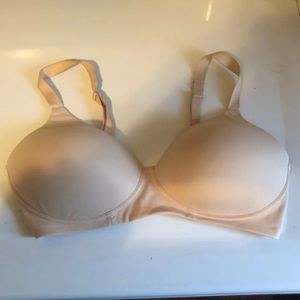 Bali’s Bra In Cream Size 36D (New without tags)